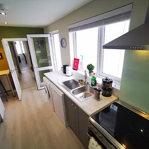4br Modern Botanic House Holiday home