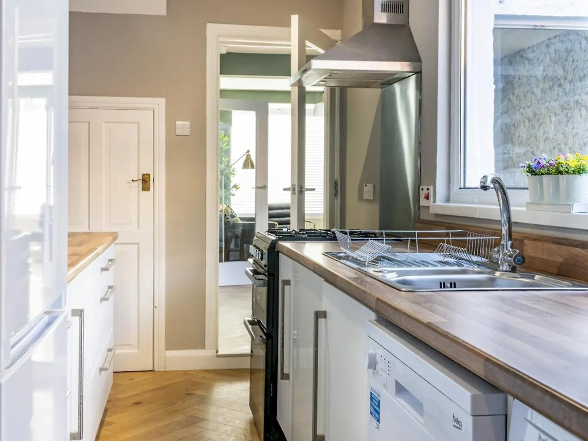 Luxury Townhouse 2Br Belfast'S Best Area